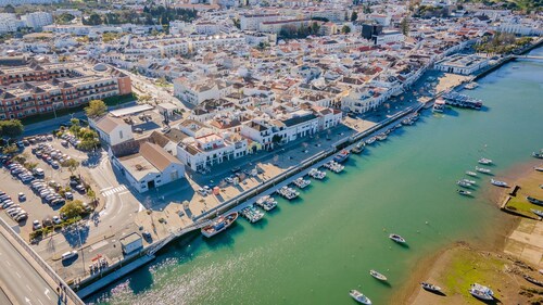 Sea Feeling Apartment in Tavira by LovelyStay