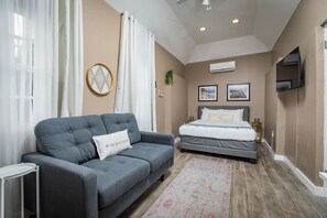 1 Schlafzimmer, Schreibtisch, Bügeleisen/Bügelbrett, kostenloses WLAN