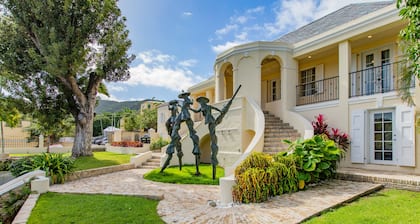 Moko Jumbie House - "Guesthouse" - Cozy 1-Bedroom