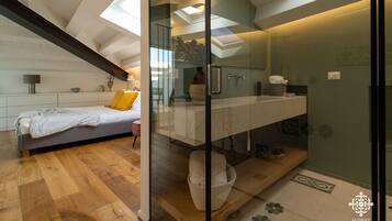 Exclusive Apartment | 1 bedroom, free WiFi, bed sheets