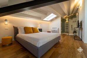 Exclusive Apartment | Bathroom | Towels - Suite Elios Ortigia (Syracuse)