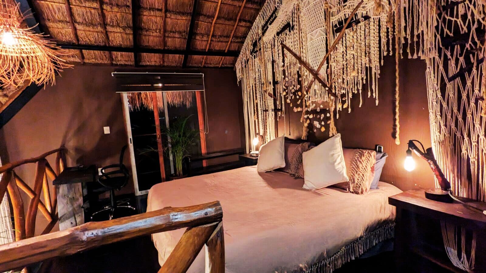 1 bedroom, in-room safe, free WiFi, bed sheets