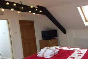 1 bedroom, WiFi, bed sheets