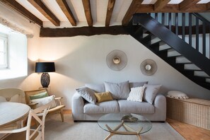 Televisión, tenis de mesa y libros