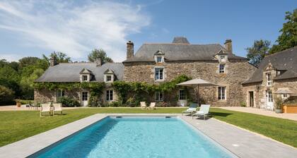 MANOIR DU VAU D'ARZ - Bed and Breakfast LA CATHEDRALE