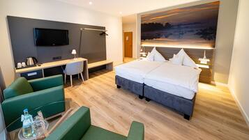 Comfort Double Room | Hypo-allergenic bedding, desk, laptop workspace, blackout drapes