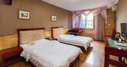 Chongqing Yuanjing Hotel (Xietaizi Metro Station Keyuan 4th Road Branch)