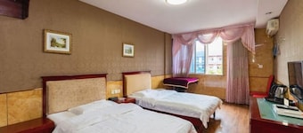 Chongqing Yuanjing Hotel (Xietaizi Metro Station Keyuan 4th Road Branch)