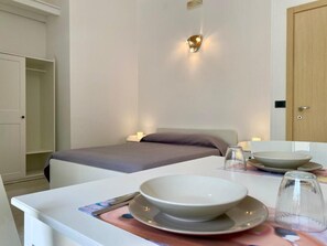 1 Schlafzimmer, Bügeleisen/Bügelbrett, kostenloses WLAN, Bettwäsche