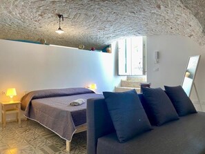 1 bedroom, iron/ironing board, free WiFi, bed sheets - Dalia home (Monopoli)