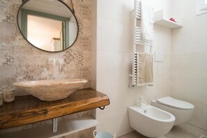 Bathroom - Vitti 2 (Monopoli)