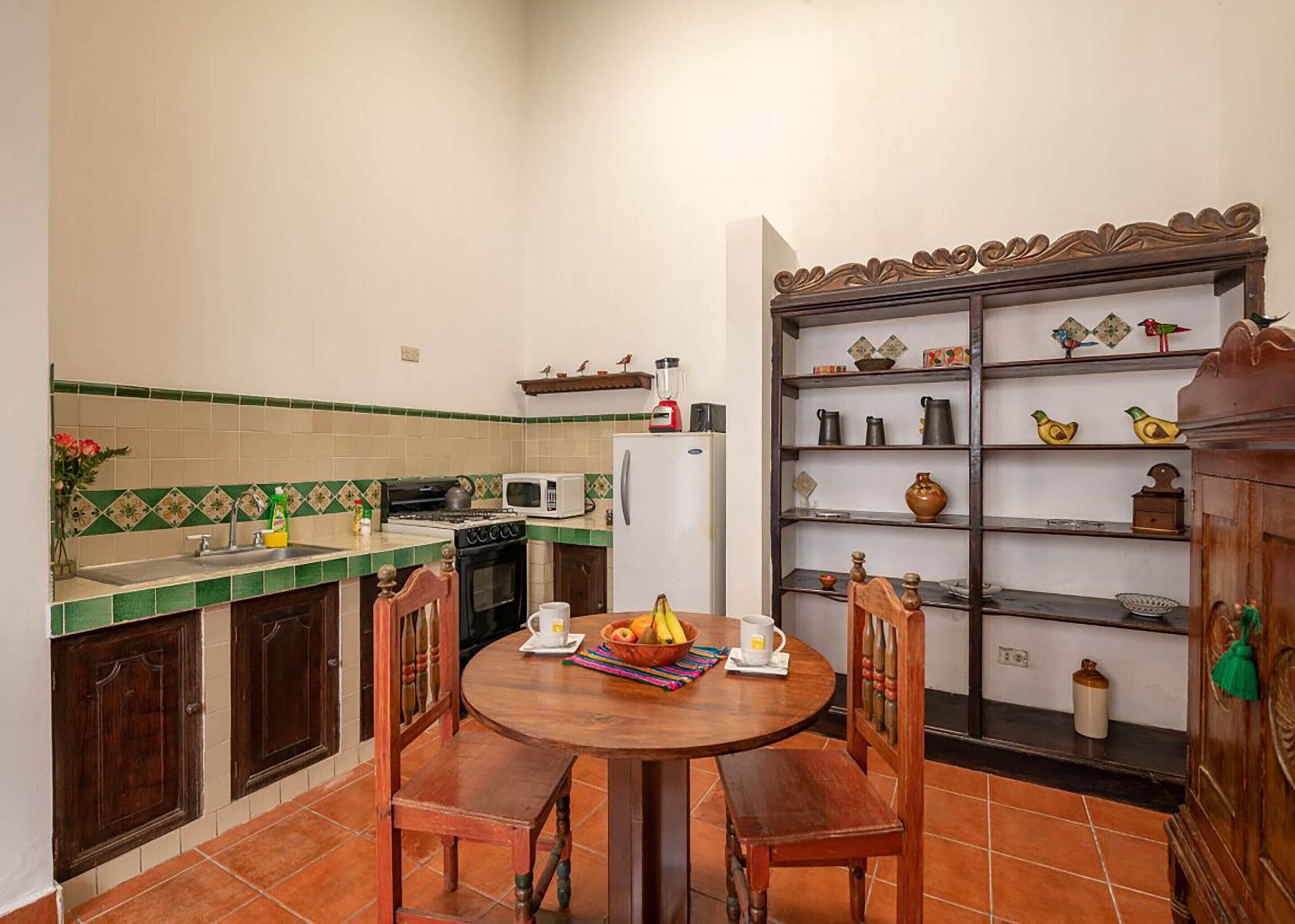 Classic Apartment | Private kitchen | Fridge, microwave, blender, mixer