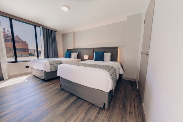 1 bedroom, Frette Italian sheets, premium bedding, down comforters