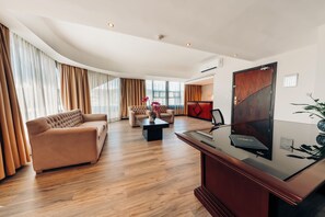 意大利 Frette 床单、高档床上用品、羽绒被、记忆海绵床垫