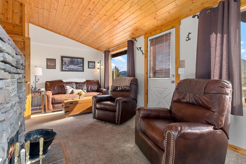 Odessa Gorge Cabin - 1 Bedroom Cabin - Great Views And Summer Pool - Estes Park, CO
