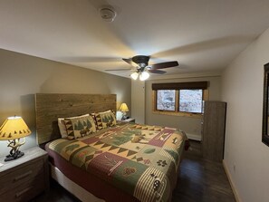 4 habitaciones, tabla de planchar con plancha y wifi gratis 