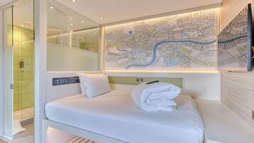 Standard Double Room | Bed sheets