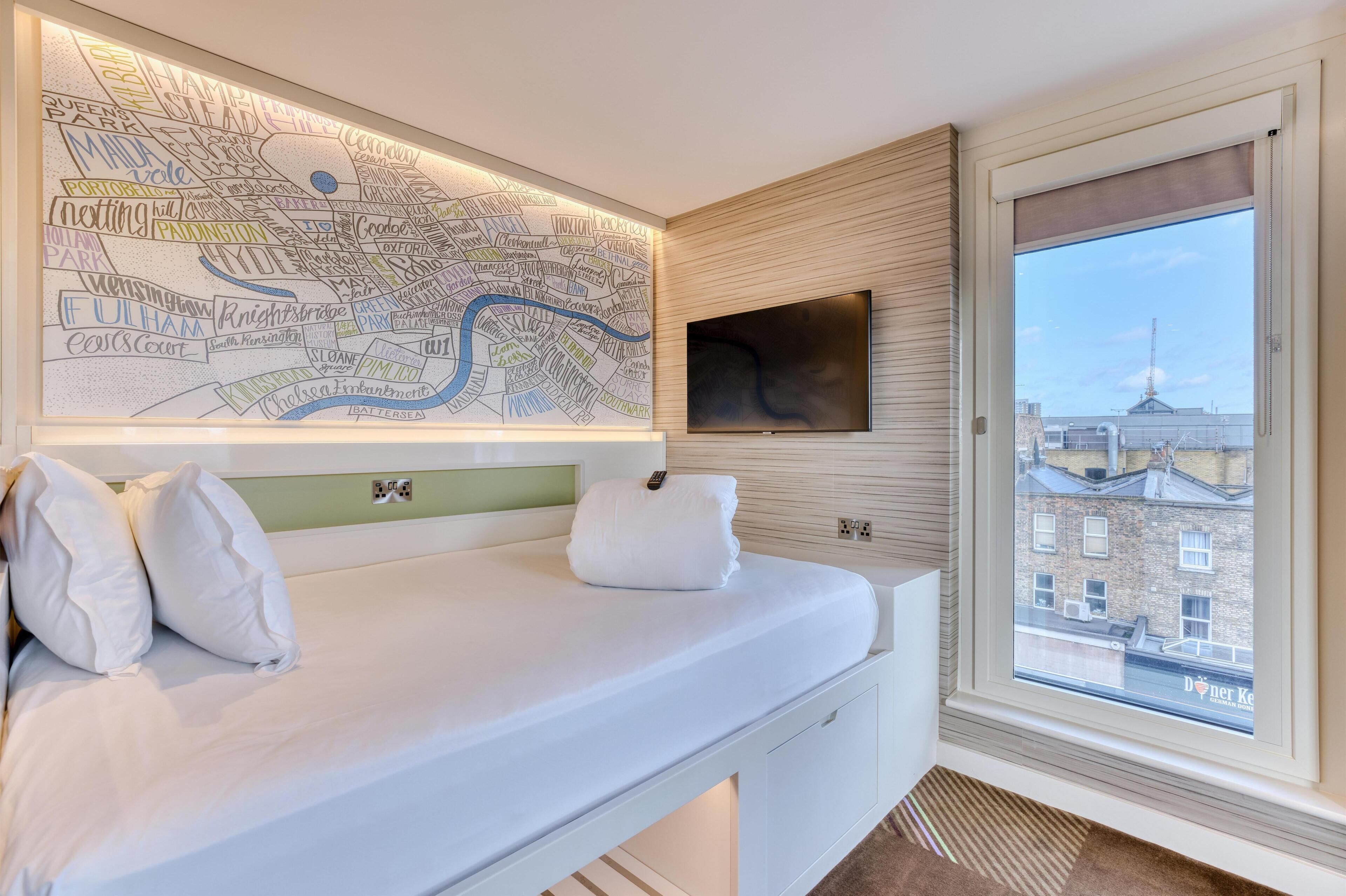 Standard Double Room | Bed sheets