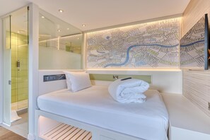 Standard Double Room | Bed sheets - Hub By Premier Inn London Camden (London)