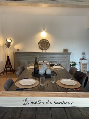 Dining - Superb vacation villa (fully renovated) in the heart of the Luberon (La Roque-sur-Pernes)