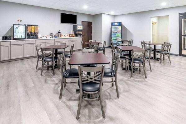 Colazione a buffet inclusa, servita tutte le mattine