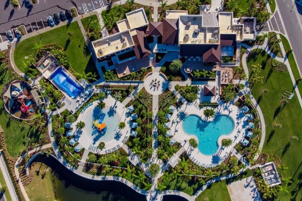 Pool - 9 Bedroom/ 6.5 Bathoom Solara Resort (1828 CV) (Kissimmee)