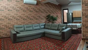 Suite de luxe | Sala d'estar | Televisor de pantalla plana, Netflix i pel·lícules d'estrena