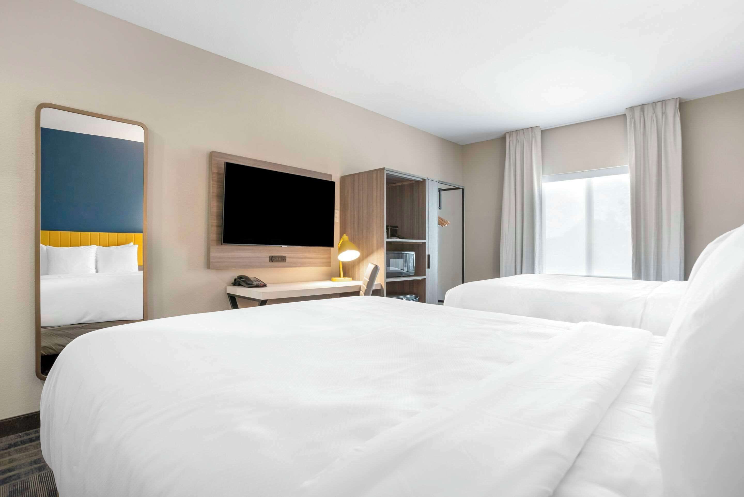 Photo - Comfort Inn & Suites Destin near Henderson Beach