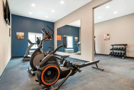 Comfort Inn Suites Destin near Henderson Beach - Image 9