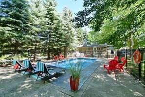 Piscine extérieure, piscine chauffée