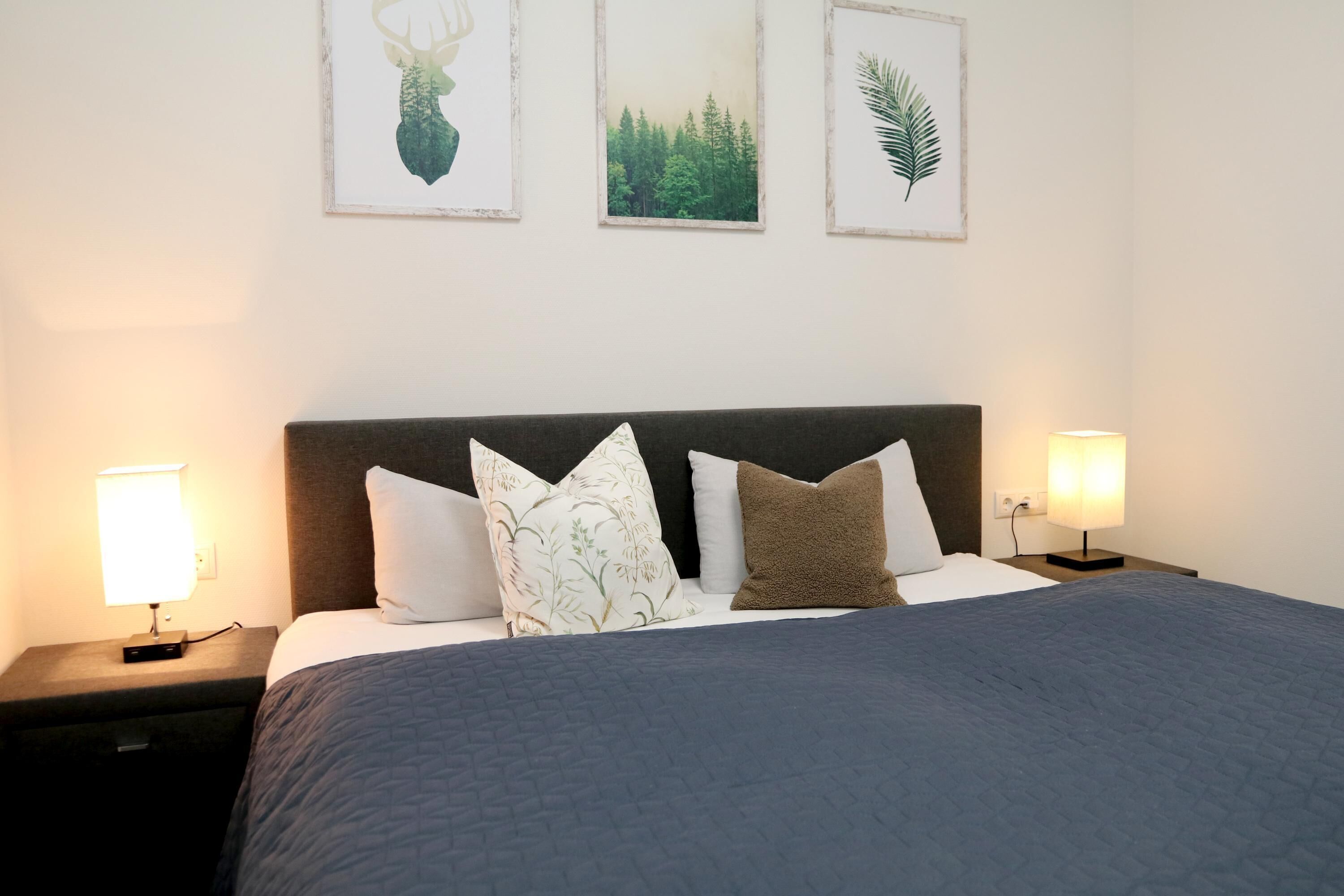 2 bedrooms, iron/ironing board, travel crib, free WiFi