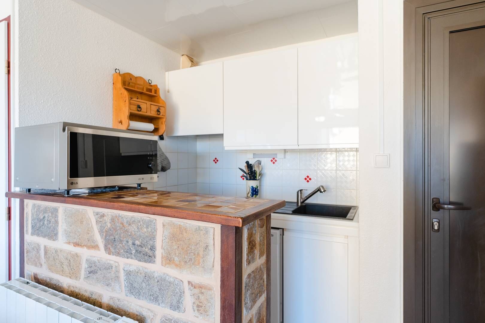 Réfrigérateur, lave-vaisselle, grille-pain