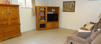 3 blks to St. Marys Pet Friendly CoveredByFaith