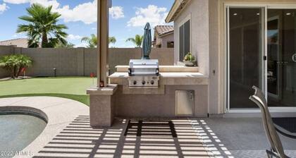Beautiful Home with Pool and Putting Green!