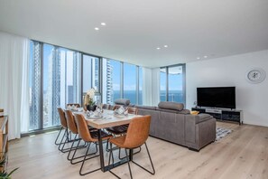 تناول الطعام