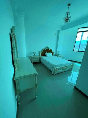 4 bedrooms