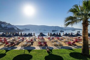 2 restaurants, breakfast, lunch, dinner served; international cuisine - Agaya Bodrum +16 Adult Only (Ex.Prive Bodrum) (Bodrum)