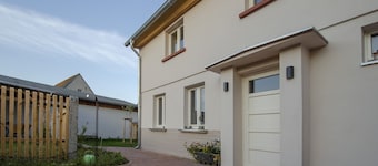 Cottage-style vacation home