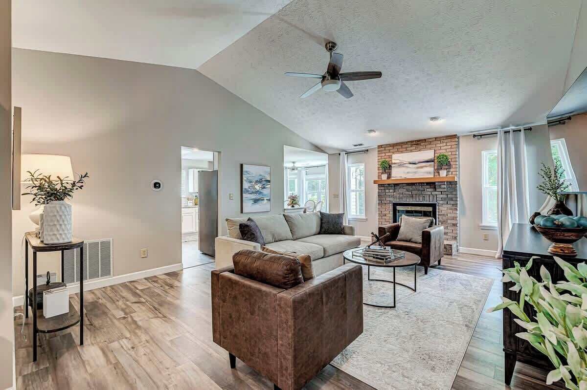 TV, fireplace, books, offices