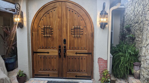 Exterior detail - A surprising treasure, guesthouse, of historic Mount Dora,FL. (Mount Dora)