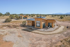 Exterior - The Grand Canyon Headquarters  (Williams)
