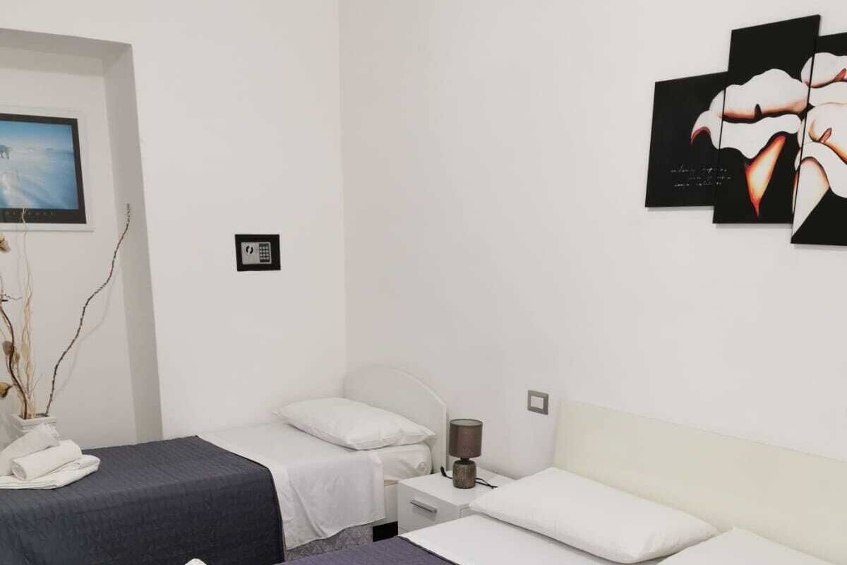 Comfort Triple Room | Premium bedding, minibar, in-room safe, desk