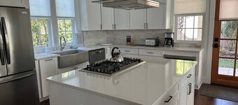 Gator Grove - Colonial House - Brand New Build!