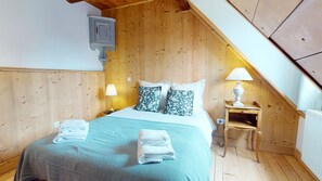 2 bedrooms, iron/ironing board, free WiFi, bed sheets - manala 2 gite a turckheim (Turckheim)