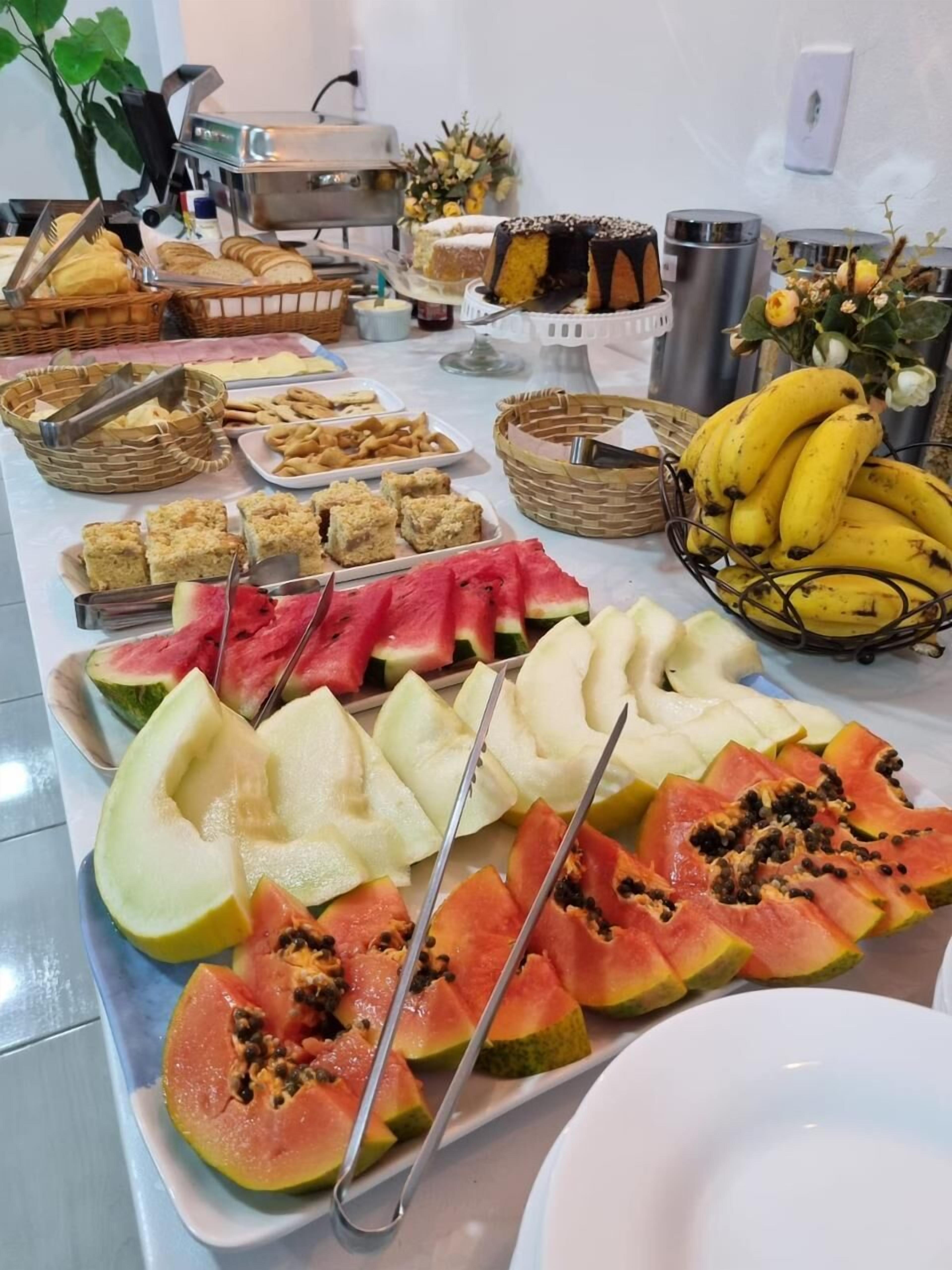 Kopi dan/atau pembancuh kopi