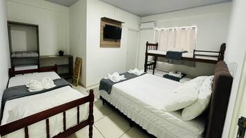 Standard Room | Minibar, free WiFi, bed sheets