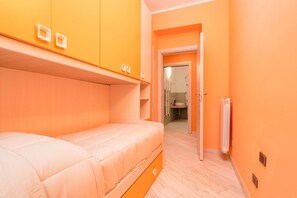 3 camere, ferro/asse da stiro, Wi-Fi gratuito, lenzuola