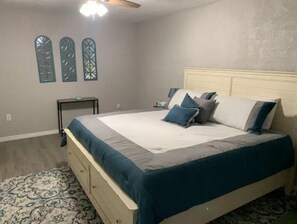 4 bedrooms, desk, travel crib, WiFi - Strawberry Ridge Retreat (Strawberry)