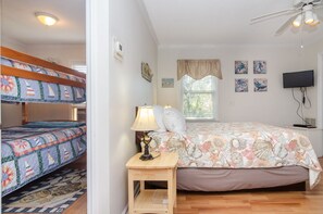 2 bedrooms, iron/ironing board, WiFi, bed sheets - 2 BR Apt in Private Historic Motel w pool! (Kure Beach)