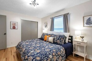 2 slaapkamers, een strijkplank/strijkijzer, wifi, beddengoed
